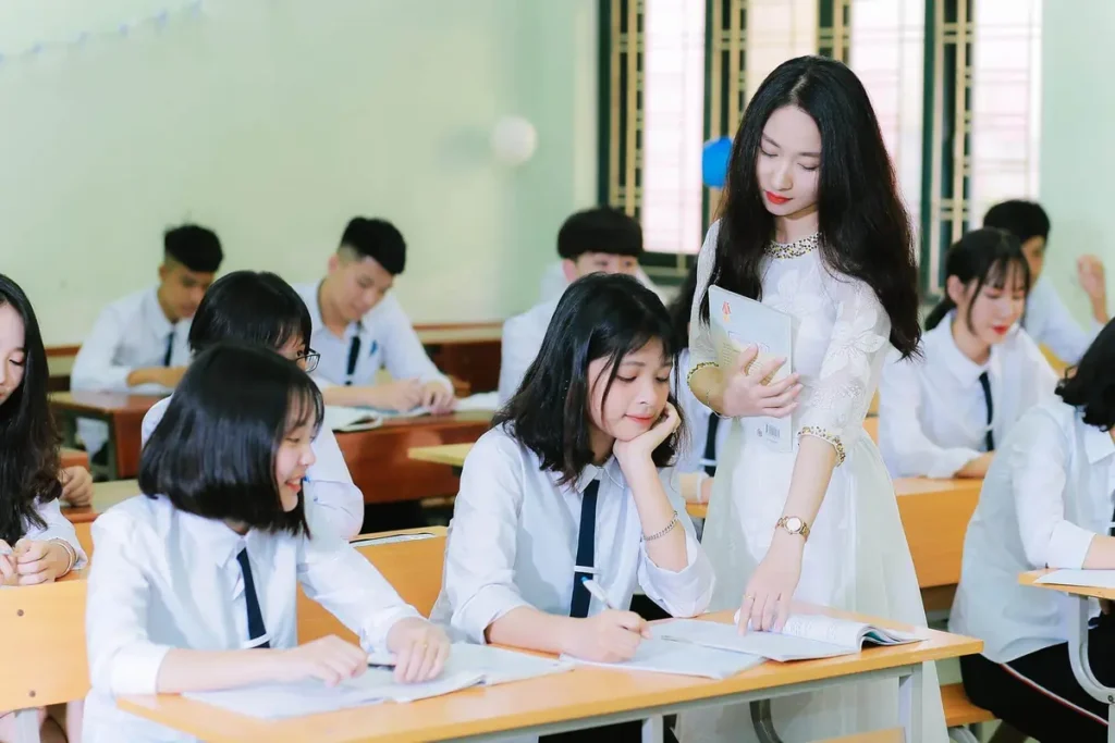 7 Bí Quyết Học Tốt Môn Văn Hiệu Quả Cho Học Sinh Mất Gốc, Không Cần Năng Khiếu Vẫn Đạt Điểm Cao 7 Soạn bài môn văn tại nhà