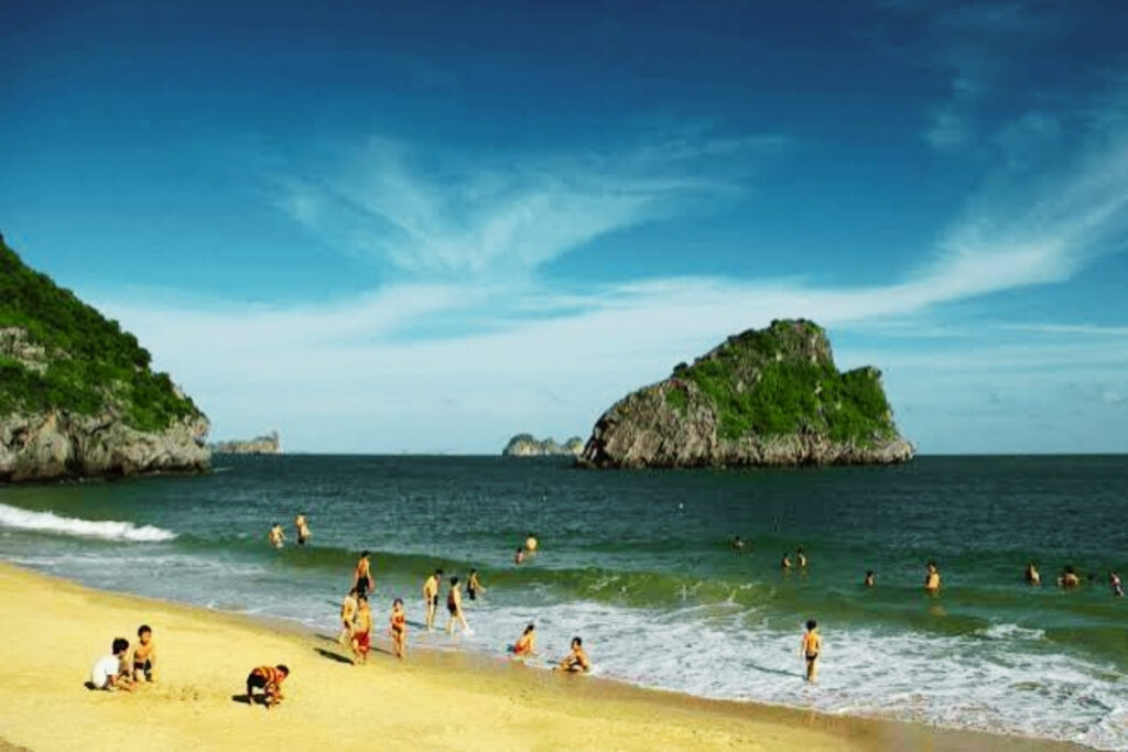 A beach of Cat Ba Island