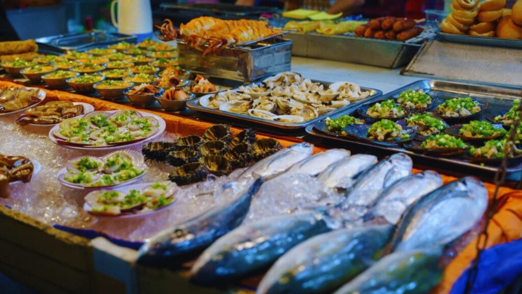 Phu Quoc Travel Guide 2026: Beaches, Sunsets & Tropical Island Life in Vietnam 🇻🇳 3 Explore the Phu Quoc Night Market