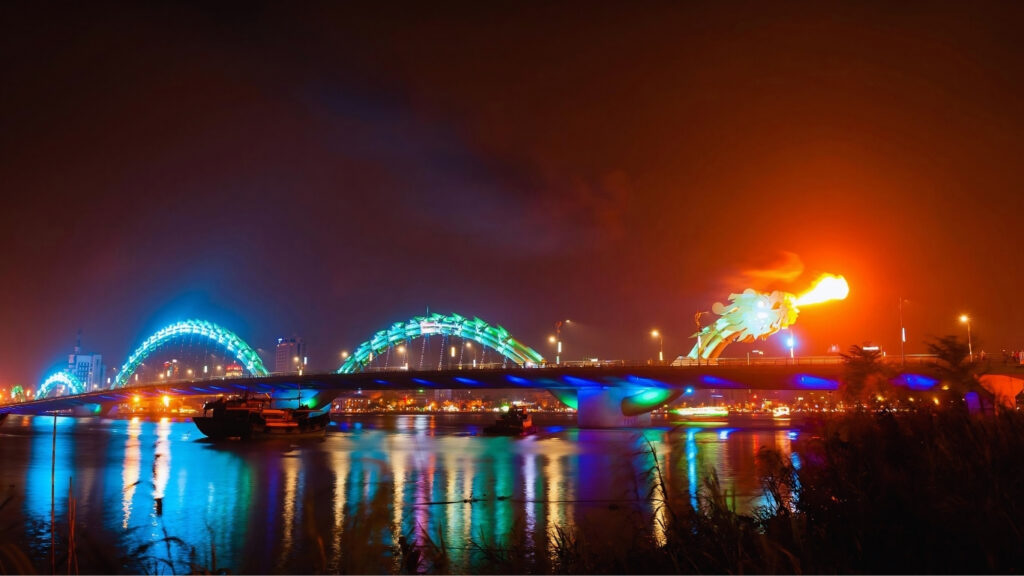 Vietnam Nightlife Guide 2026: Best Bars, Rooftops, Clubs & Night Markets 🇻🇳 7 Dragon Bridge fire show and riverfront nightlife in Da Nang Vietnam