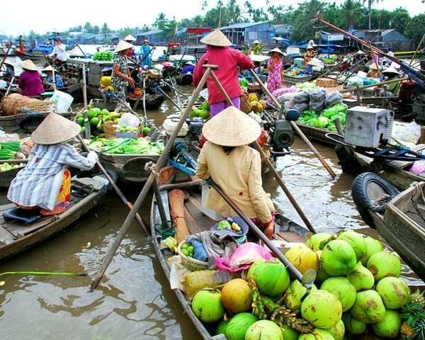 float market on Mekong Delta