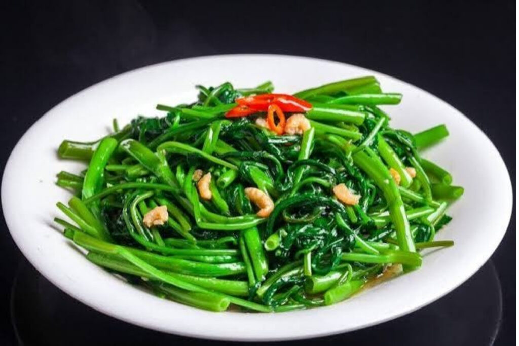 Vietnamese stir fried morning glory with garlic