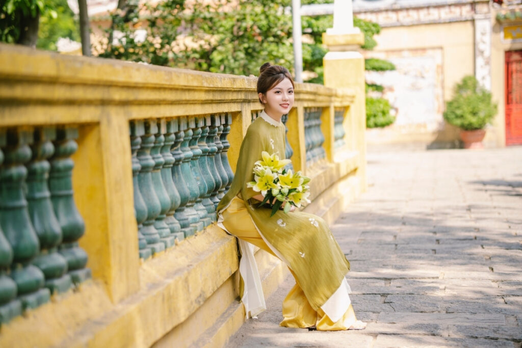 Ao Dai Vietnam: History, Meaning & Where to Wear Vietnam's National Dress 2 The Ao Dai in Contemporary Vietnam