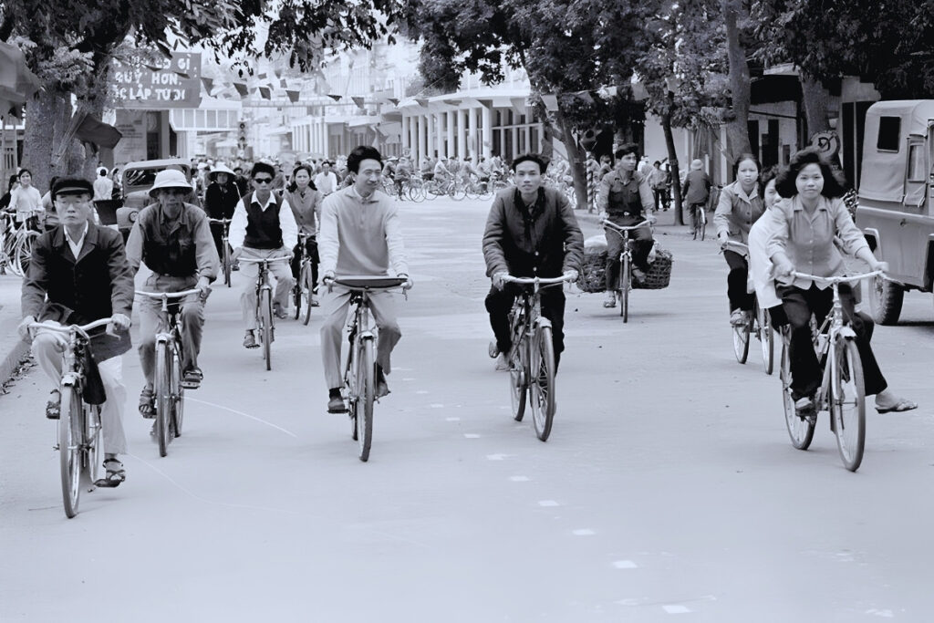 Bicycles and motorcycles in Vietnam's transportation history