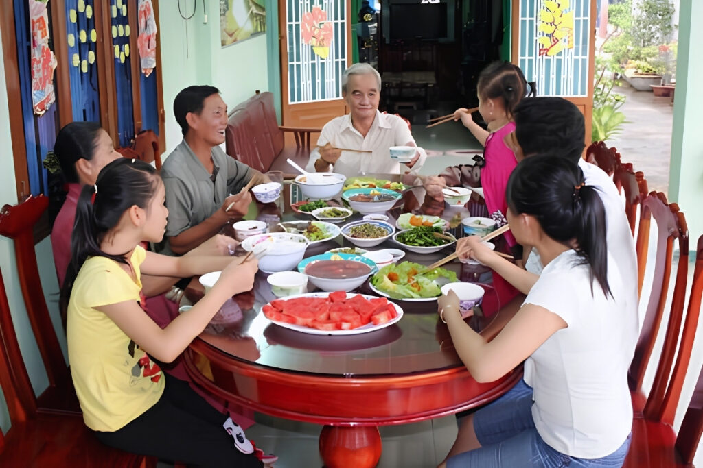 Vietnamese multigenerational family spending time together